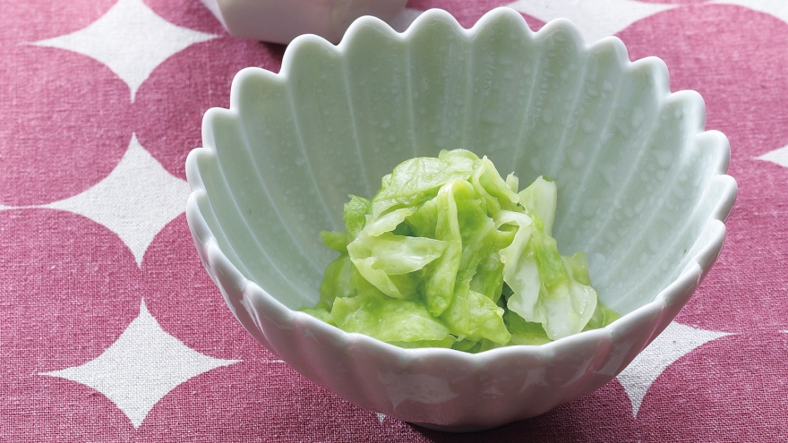 春キャベツの塩もみ