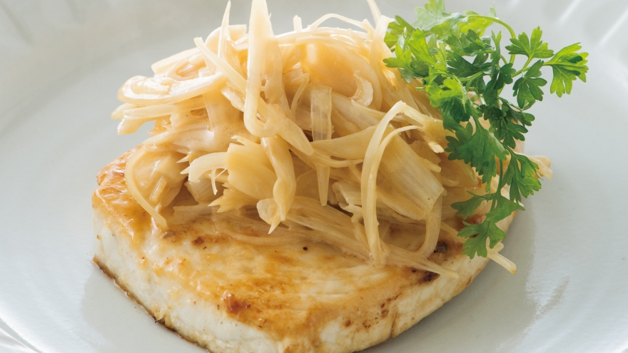 めかじきのソテー 塩らっきょうソース