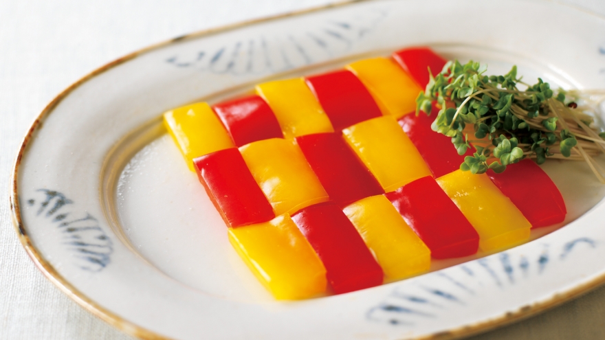 パプリカの昆布じめ