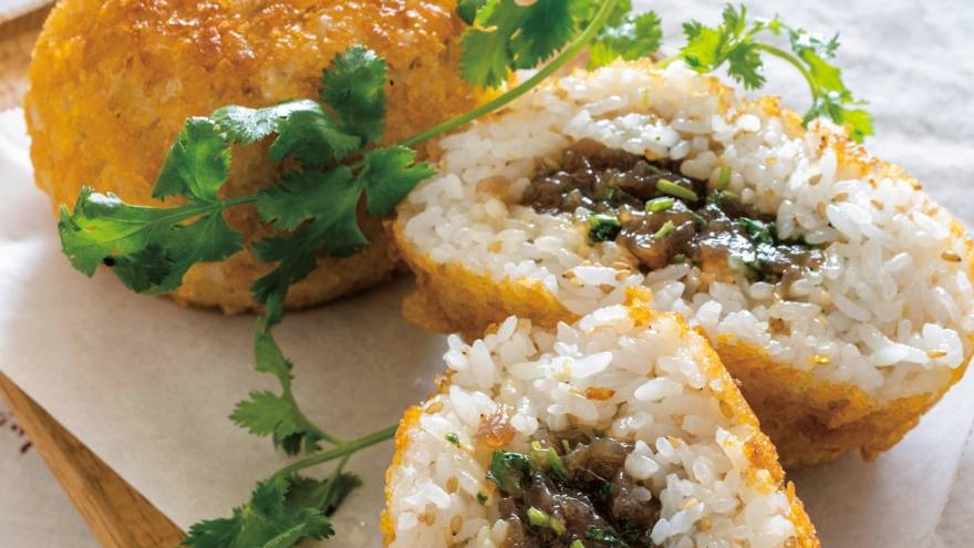 ばくだんおにぎり