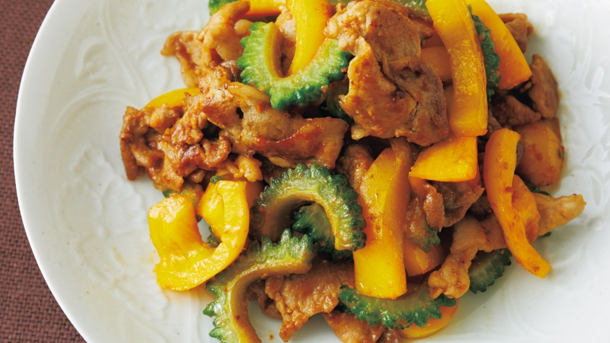 豚こまとゴーヤーのみそチャンプルー