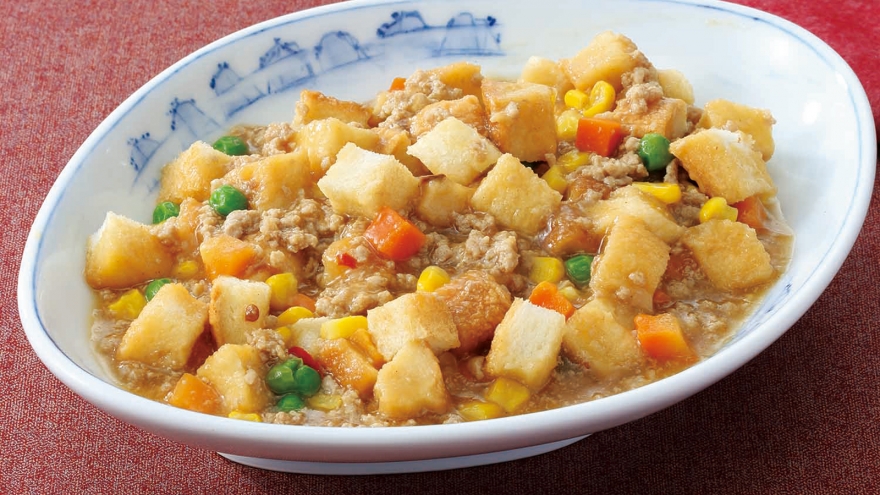 マーボー食パン