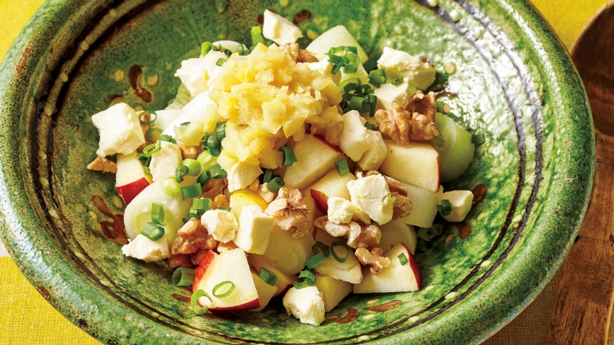 ねぎとりんごのチーズサラダ