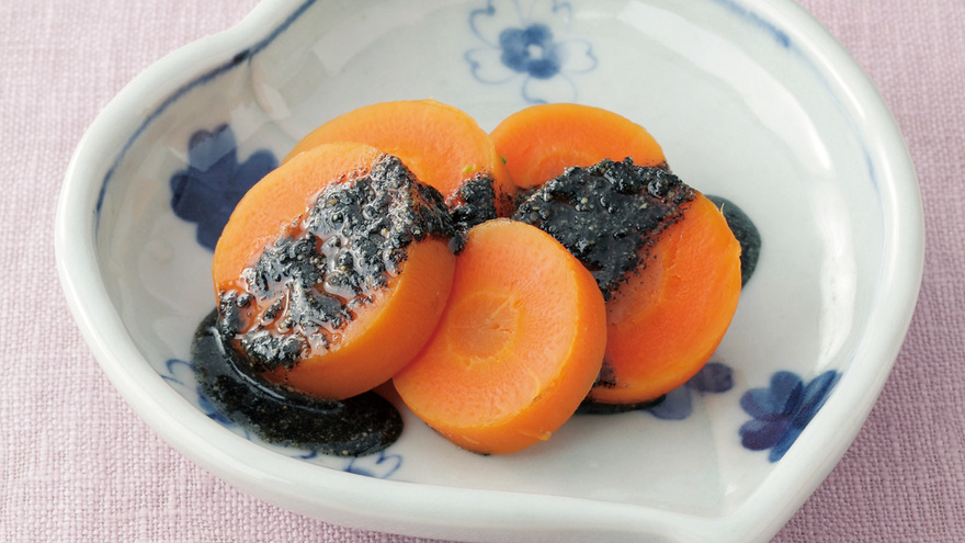 にんじんのごまだれがけ