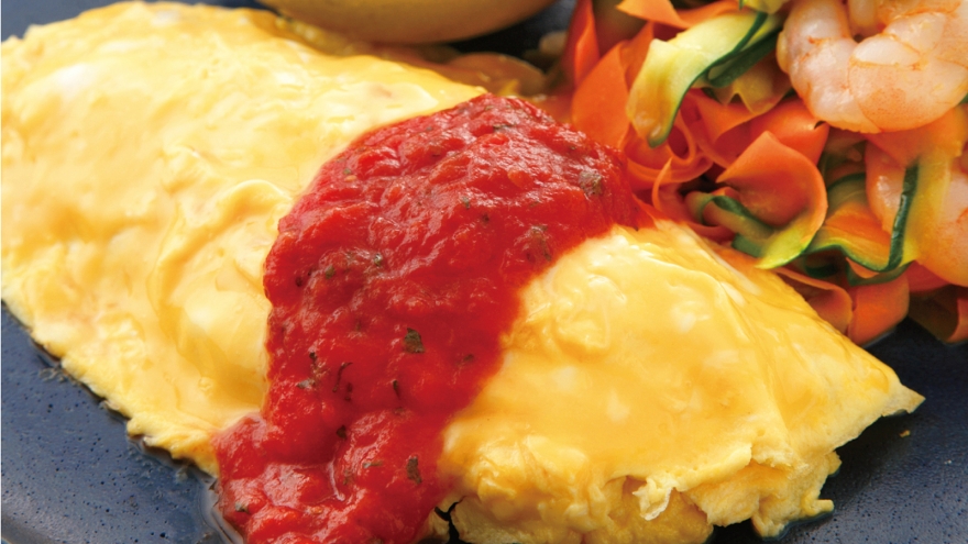 ふわとろ塩オムレツ トマトソース