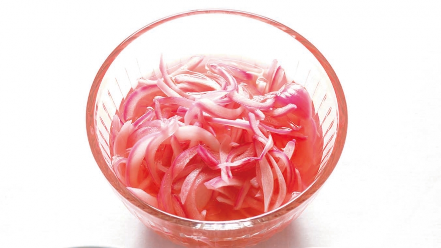 紫たまねぎの酢漬け