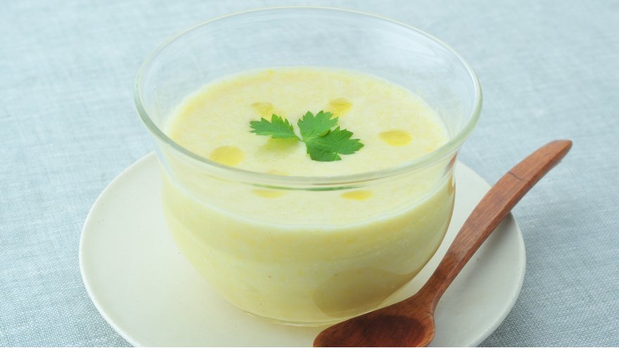 とうもろこしの冷製すりながし