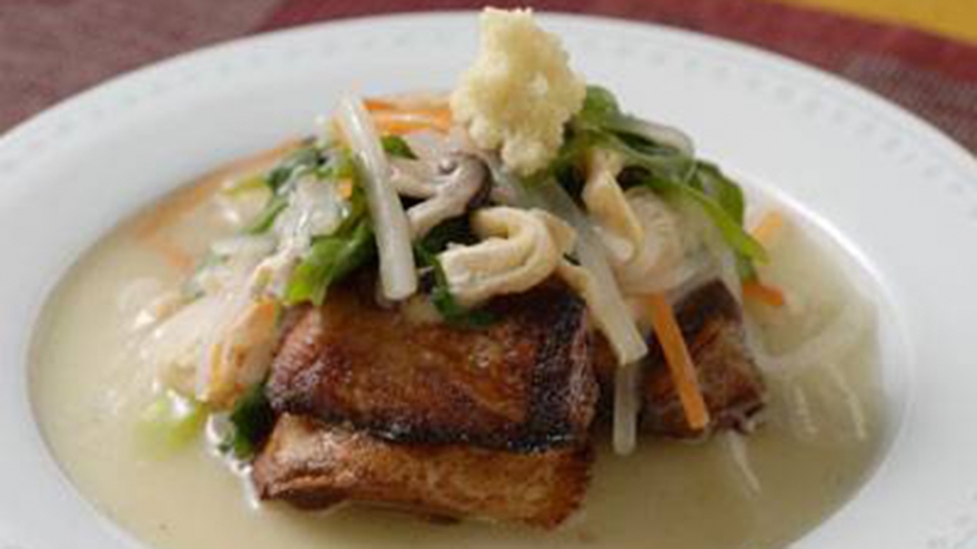 揚げぶりの野菜あんかけ