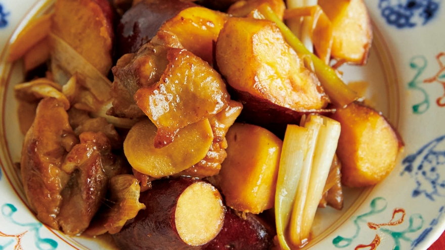 さつまいもと鶏の甘酢煮