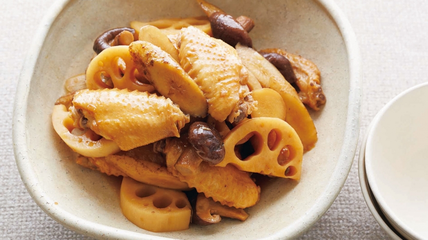 根菜と手羽先のしょうが煮