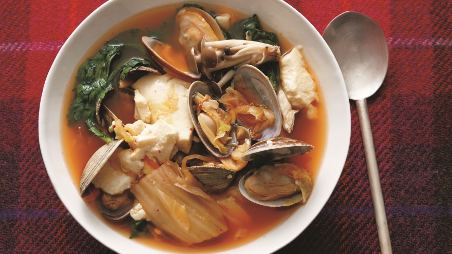 あさりと豆腐のピリ辛スープ