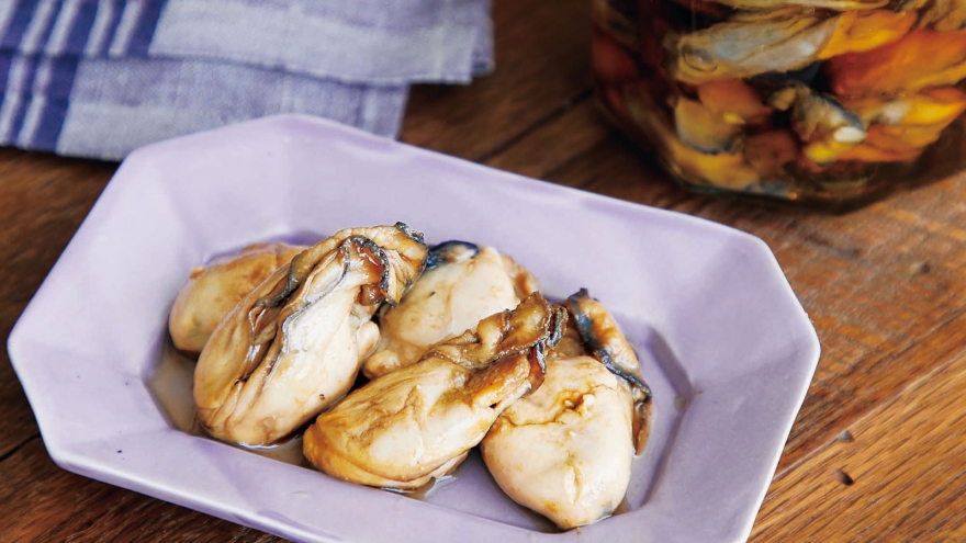 ふっくらかきのごま油漬け