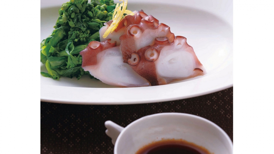 たこと菜の花のピリ辛酢