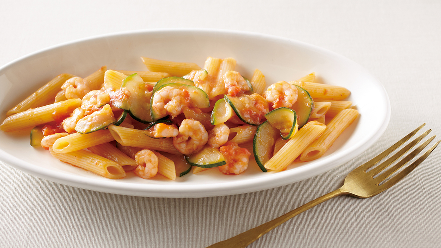 小えびとズッキーニのトマトペンネ
