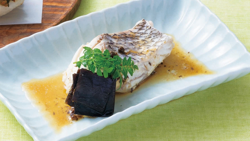 たいの昆布蒸し