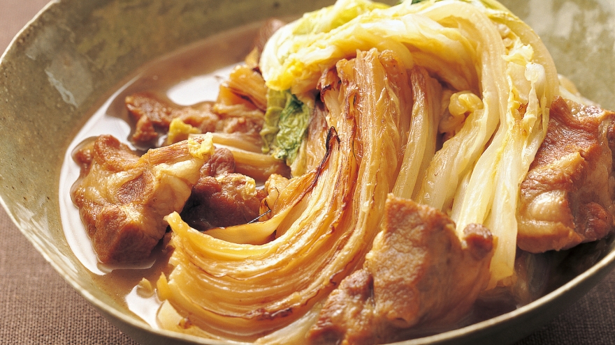 焼き白菜と豚肉のクッタリ煮