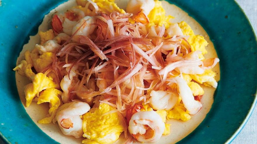 えびと卵の塩炒め 甘酢みょうがかけ