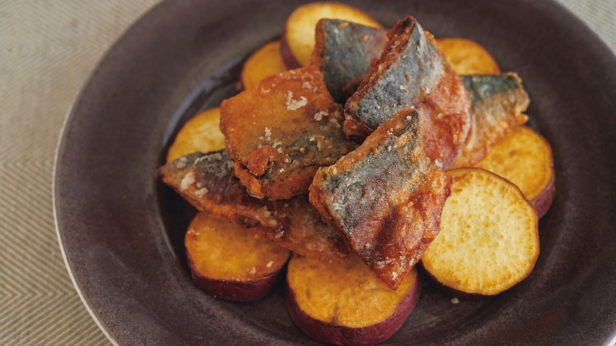 さばの黒酢から揚げ