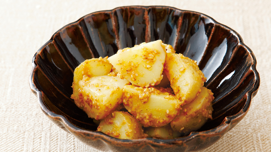 新じゃがのごま酢あえ