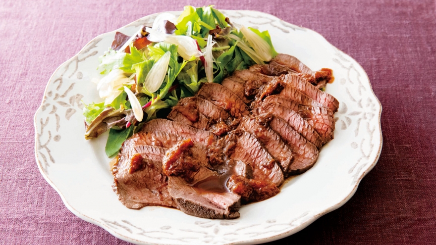 鹿肉のベリー煮