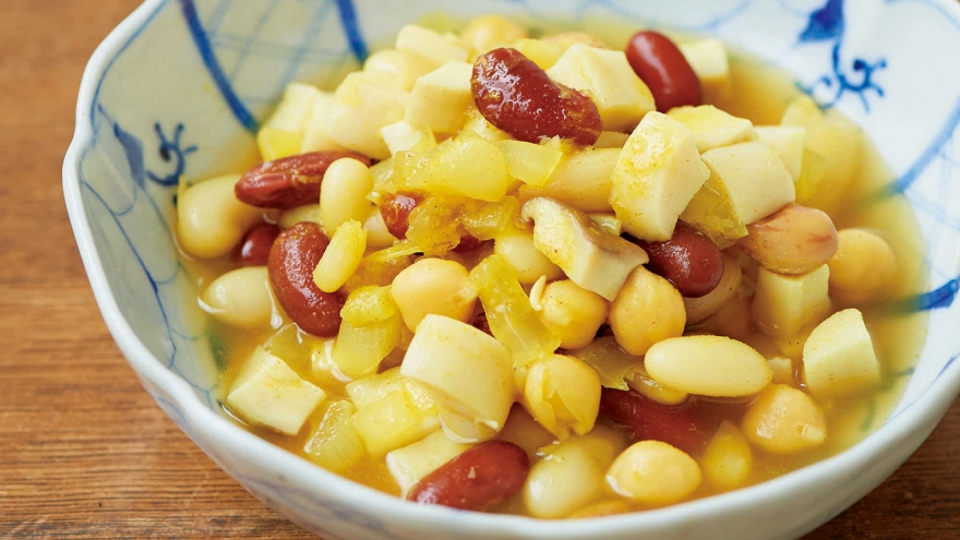 豆ときのこのカレーマリネ