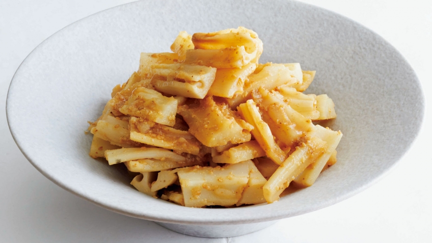 れんこんのごま酢あえ