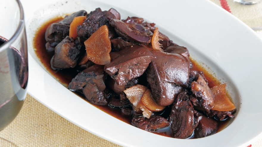 鶏レバーの赤ワイン煮