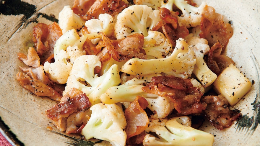 豚肉とカリフラワーの甘酢炒め