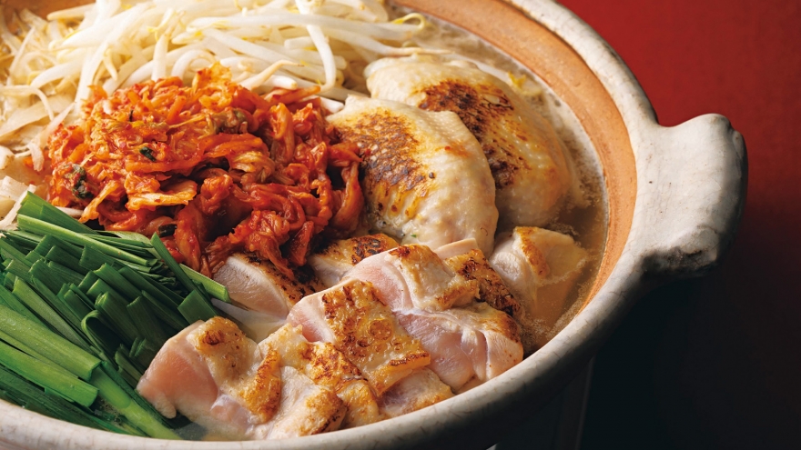 W鶏肉のキムチ鍋