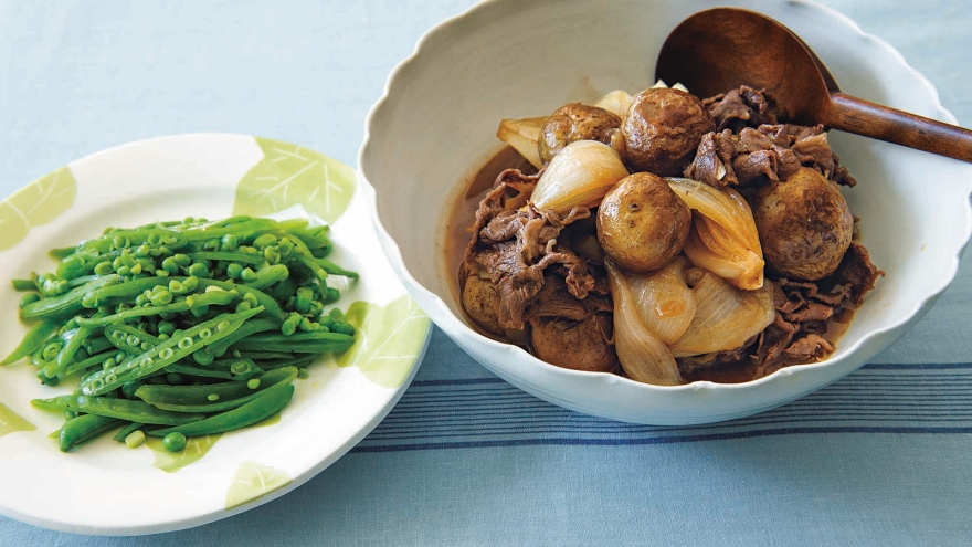 新じゃがと牛肉の甘辛煮