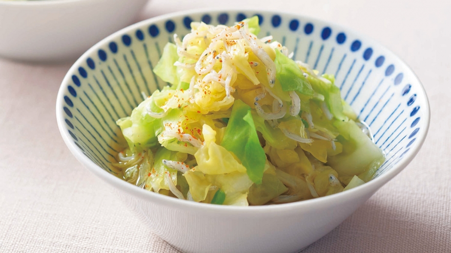 春キャベツとじゃこのおひたし