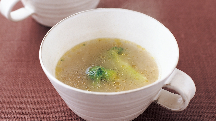 おろしごぼうのにんにくスープ