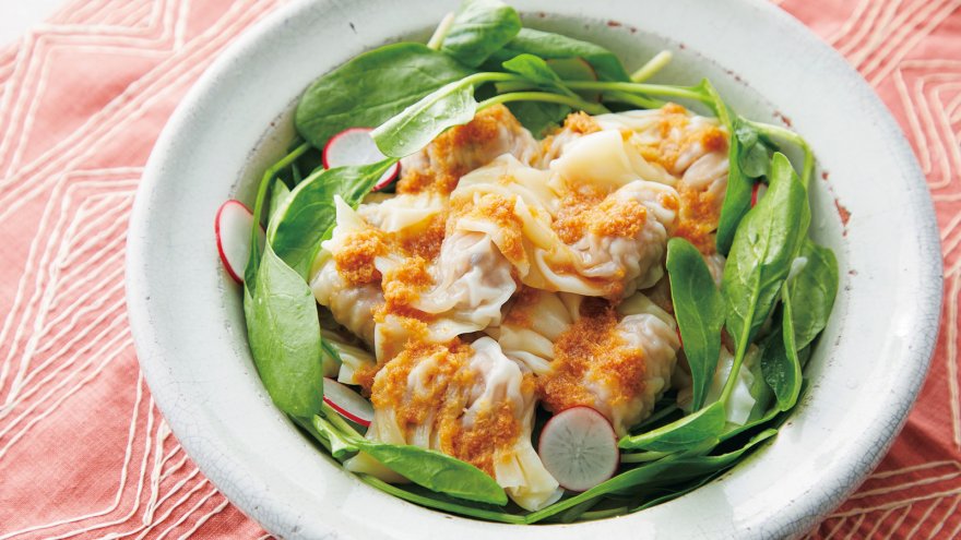 ワンタンとほうれんそうのサラダ