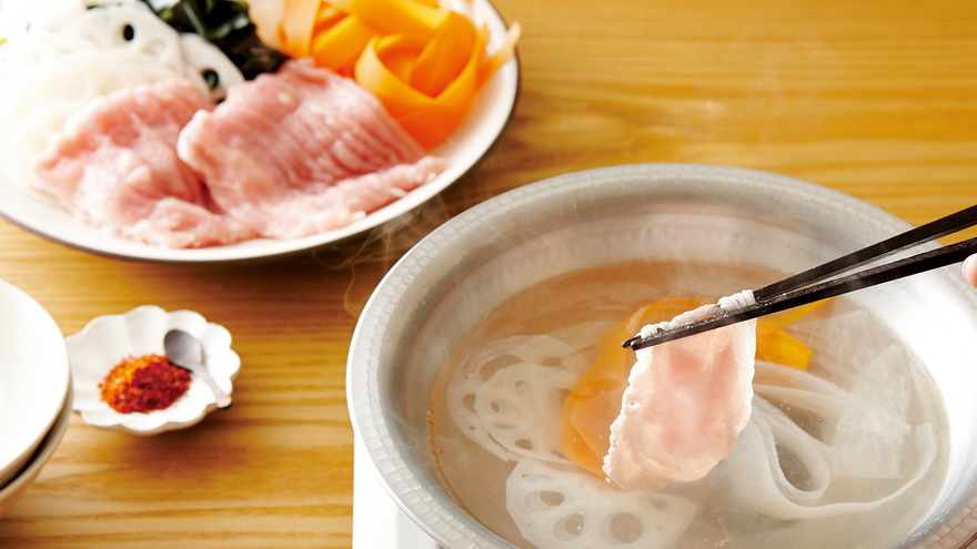 豚肉と根菜のしゃぶしゃぶ