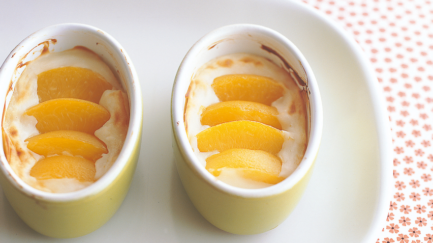 黄桃のヨーグルトグラタン