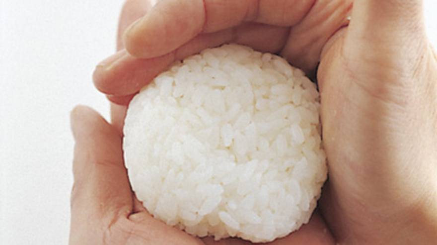 まる形おにぎり