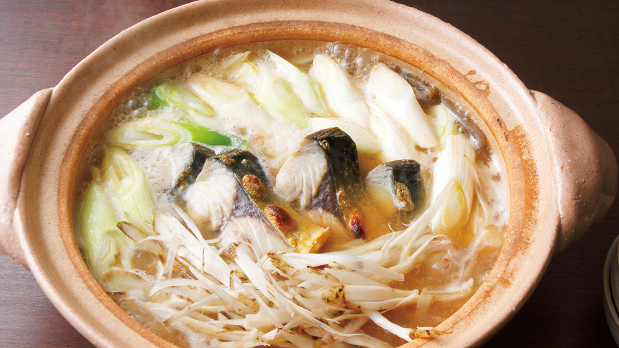 さばと根菜のみそ煮鍋