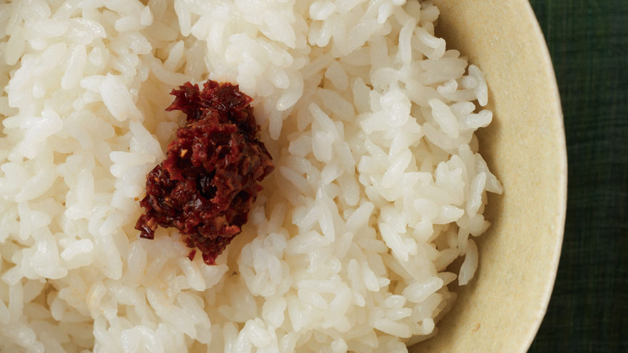 オリーブと一味とうがらしのペースト