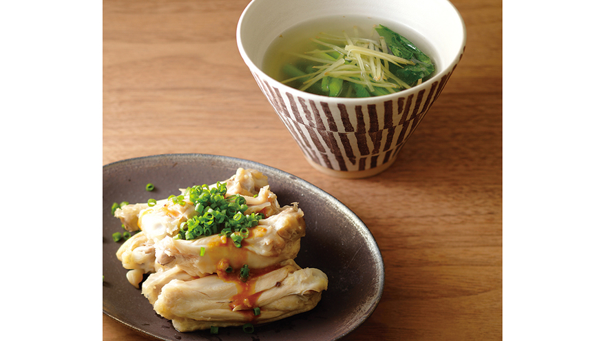 ゆで鶏手羽と小松菜しょうがスープ