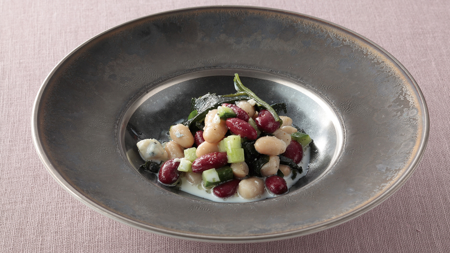 わかめと豆のブルーチーズサラダ