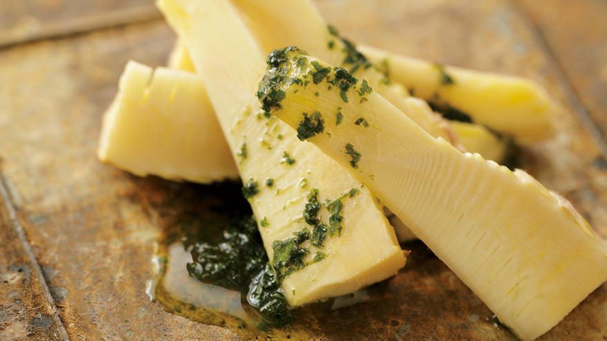 焼きたけのこの木の芽ソース