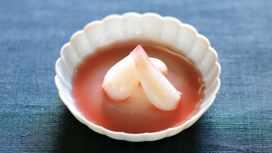 らっきょうの赤ワイン漬け