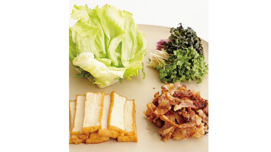 豚肉のナムプラー炒めレタス包み