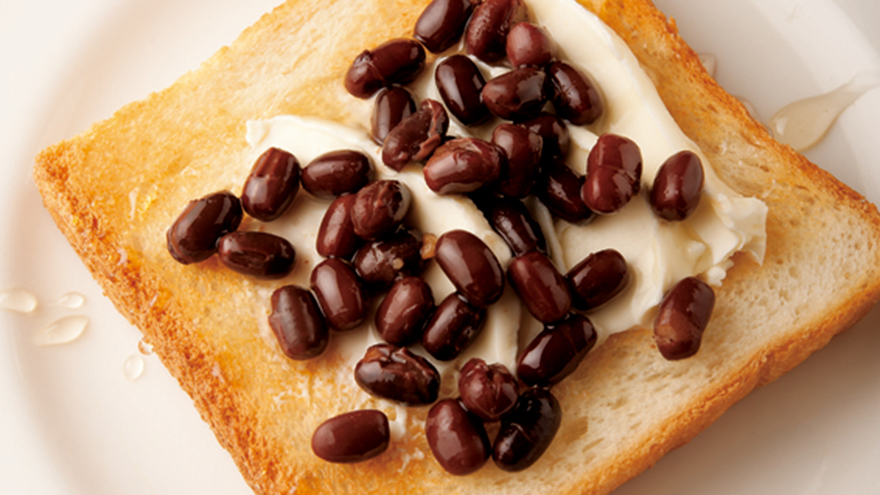 小豆とクリームチーズのトースト