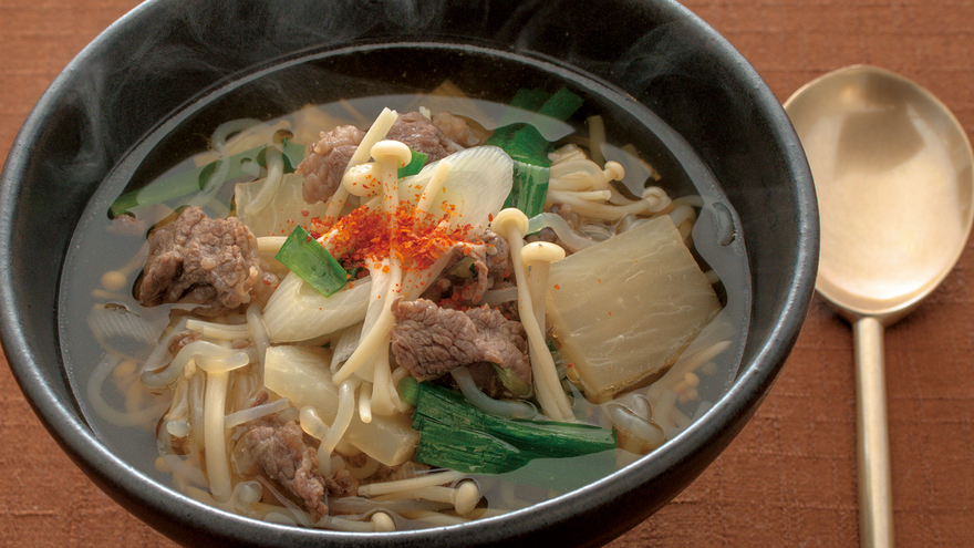 牛肉の具だくさんスープ