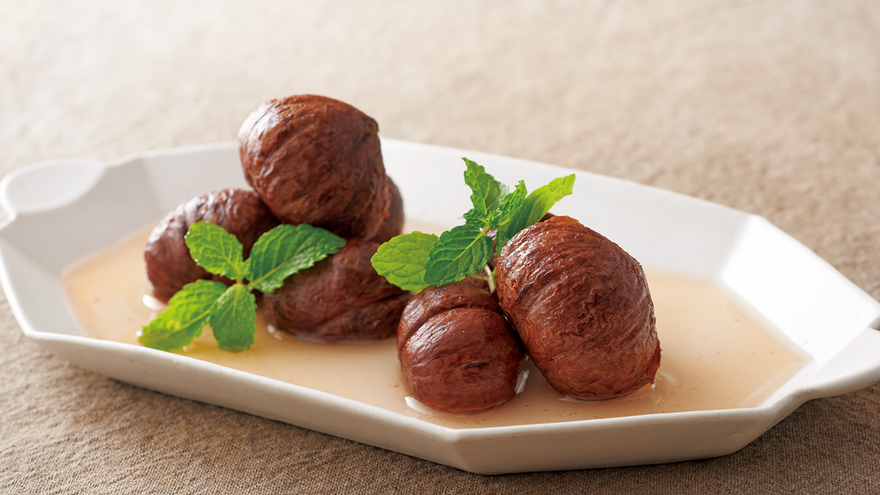 栗の渋皮煮の白ワインづけ