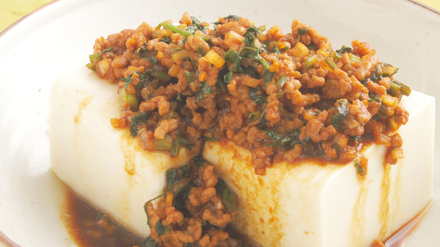 冷ややっこの肉みそのせ