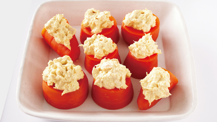 蒸しゆでにんじんのツナマヨソースがけ