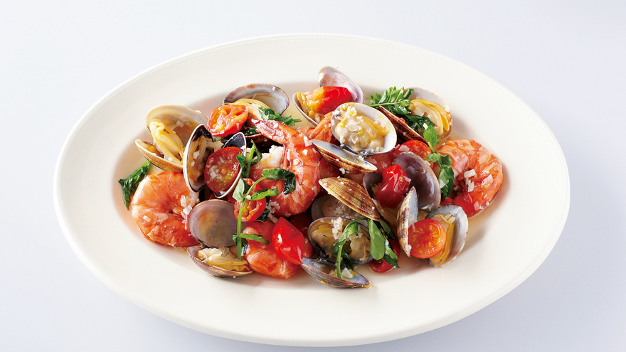 あさりとえびのワイン蒸し