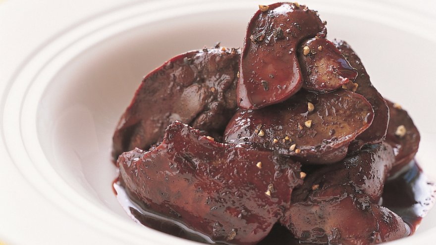 鶏レバーのソテー赤ワイン風味